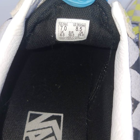 Vans Men's Size 7 Yellow Black White Checkered Shaker Board Shoes - Picture 6 of 9